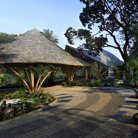 Timbertales Luxury Resort Coorg マディケーリ エクステリア 写真