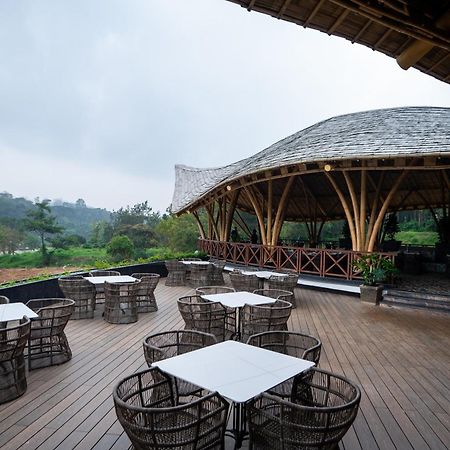 Timbertales Luxury Resort Coorg マディケーリ エクステリア 写真