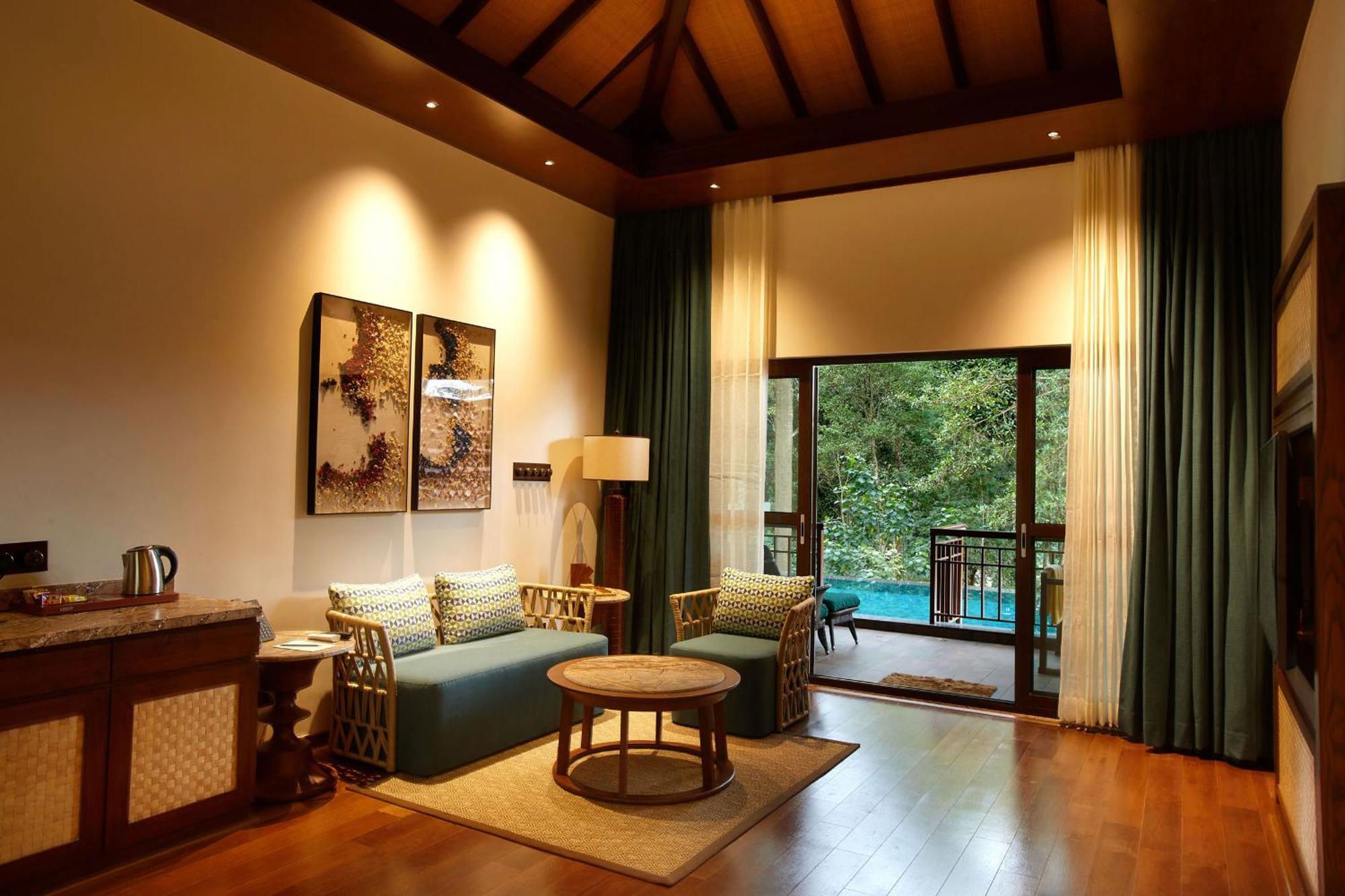 Timbertales Luxury Resort Coorg マディケーリ エクステリア 写真